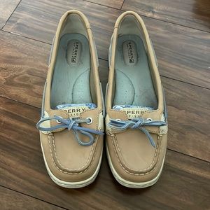 Sperry Boat Shoes Size 9